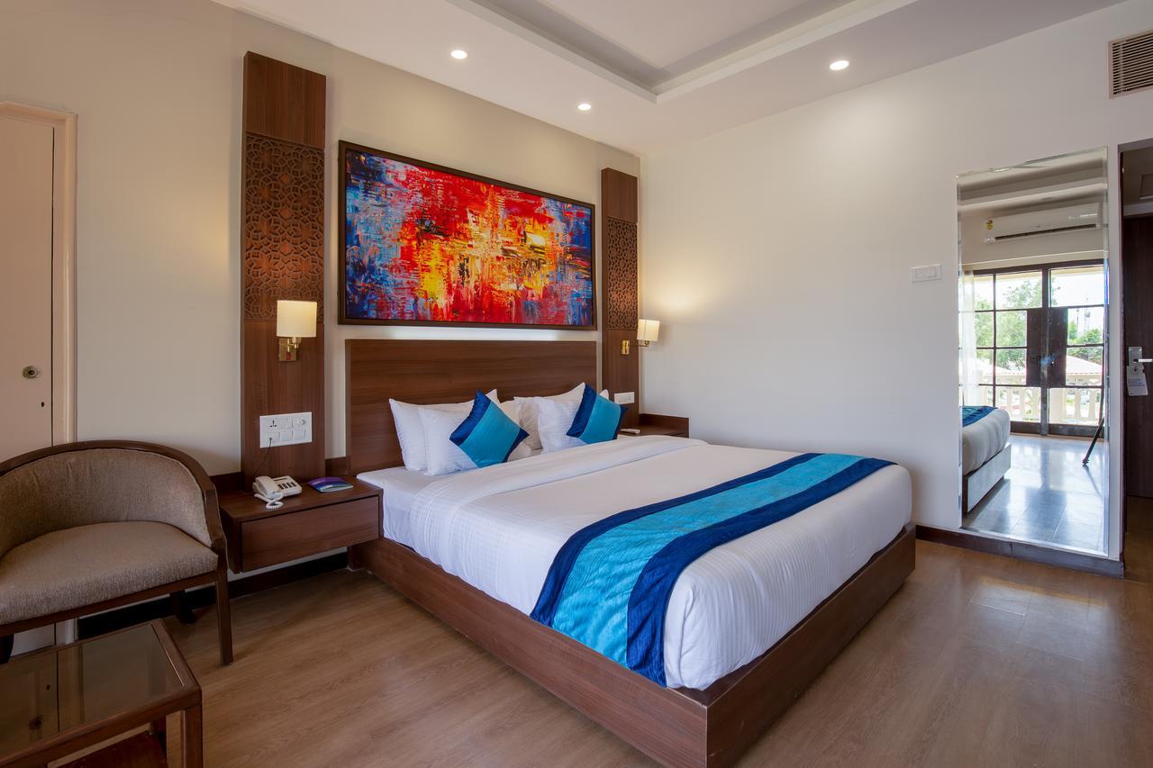 Mint Bundela Resort Khajurāho Extérieur photo