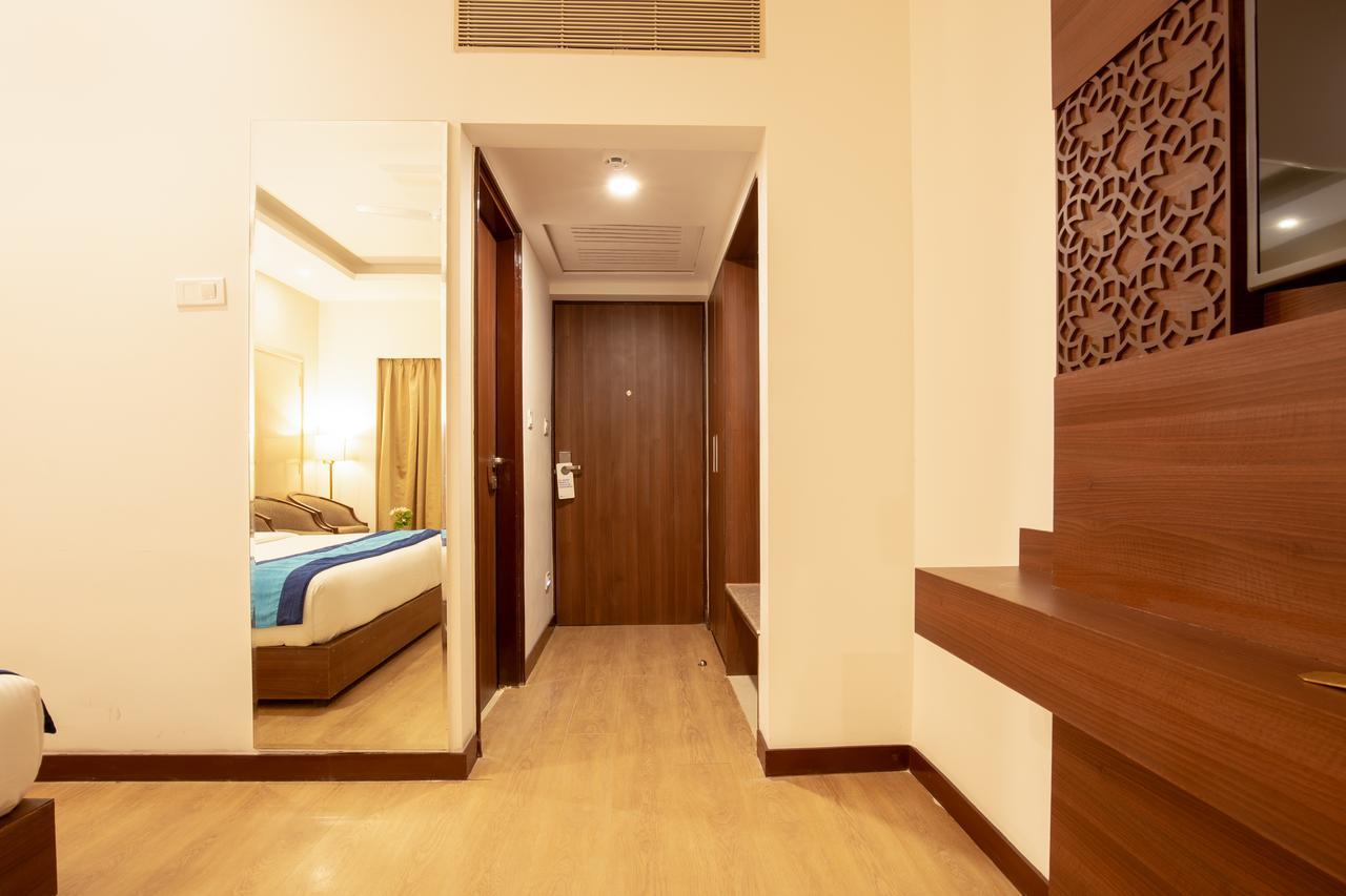 Mint Bundela Resort Khajurāho Extérieur photo