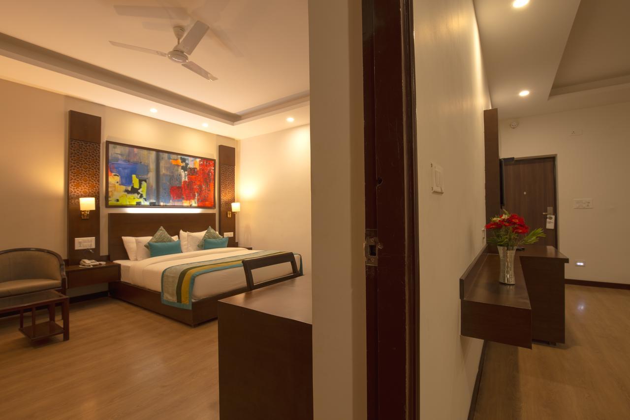 Mint Bundela Resort Khajurāho Extérieur photo