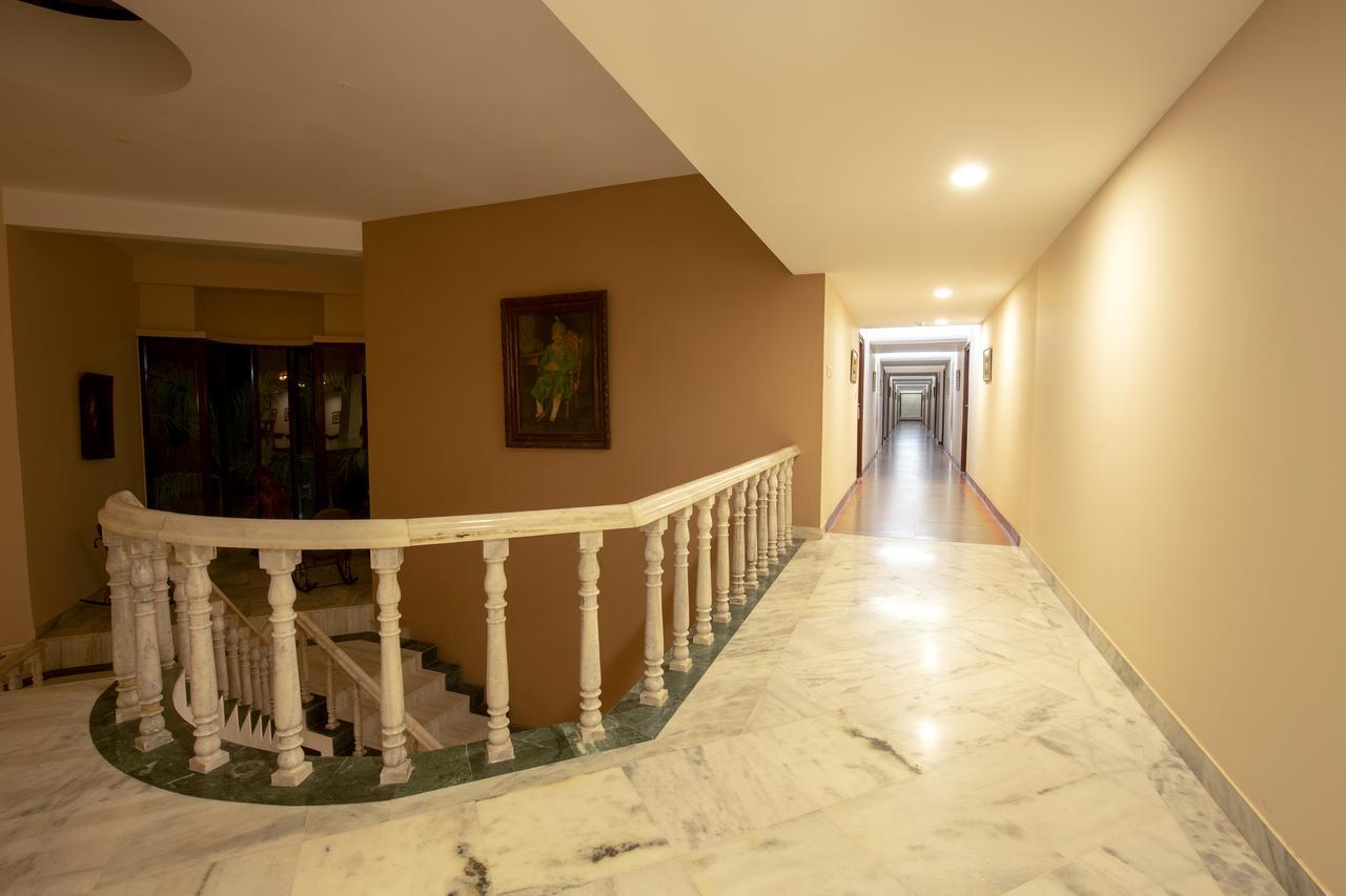Mint Bundela Resort Khajurāho Extérieur photo